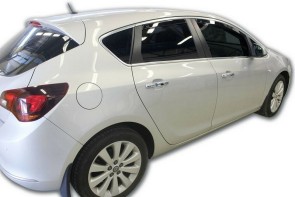 Bočni vjetrobrani-deflektori zraka za Opel Astra J - hatchback/sedan